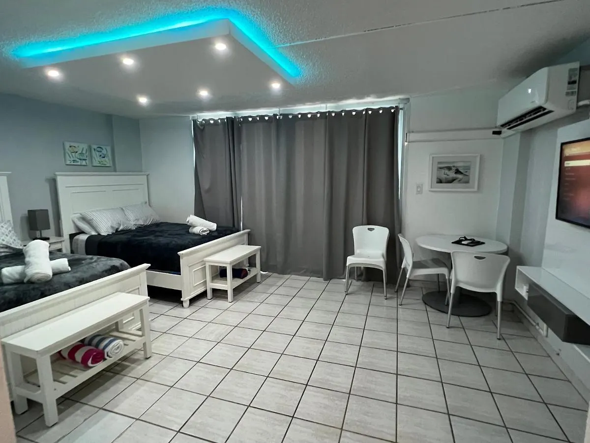 Isla Verde Puerto Rico, Two Full Beds San Juan Apartment